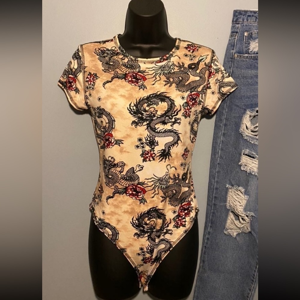 Taupe Tie Dye Floral Dragon Small Print Contrast Stitch Super Soft Bodysuit